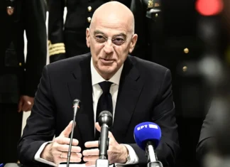 Στη Βουλγαρία μεταβαίνει αύριο ο Νίκος Δένδιας στον απόηχο της μετεγκατάστασης Patriot και F-16 στα σύνορα
