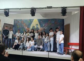 «Η αλφαβήτα της εφηβείας»: Επιτυχημένες παραστάσεις από το 2ο Γυμνάσιο Διδυμοτείχου