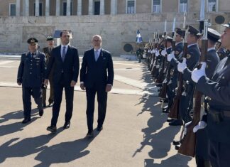 Χρήστος Δερμεντζόπουλος: Εκπροσώπησε την κυβέρνηση στην τελετή υποδοχής του Προέδρου της Εσθονίας στην Αθήνα