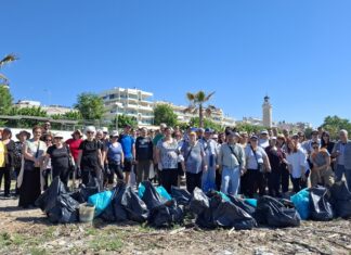 Δράση καθαρισμού ακτής από τον Δήμο Αλεξανδρούπολης και την Εταιρία Κοινωνικής Ψυχιατρικής