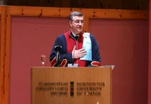 Επίτιμος διδάκτορας του ΔΠΘ ο Απόστολος Τζιτζικώστας με σαφές μήνυμα για την ανάπτυξη της Θράκης ως πνεύμονα της ΕΕ