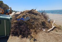 Εργασίες καθαρισμού και απομάκρυνσης ογκωδών αντικειμένων σε Μάκρη και Δίκελλα
