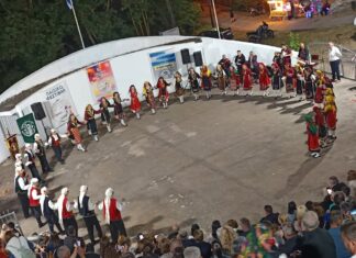 Περισσότερα από 200 παιδιά γέμισαν το Θέατρο Γκοτζια στο 5ο Παιδικό Φεστιβάλ των Φερών