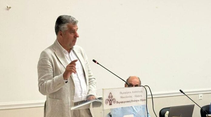 Τοψίδης: Συναντήσεις με νομικούς και εργαζόμενους του λιμανιού στην Αλεξανδρούπολη